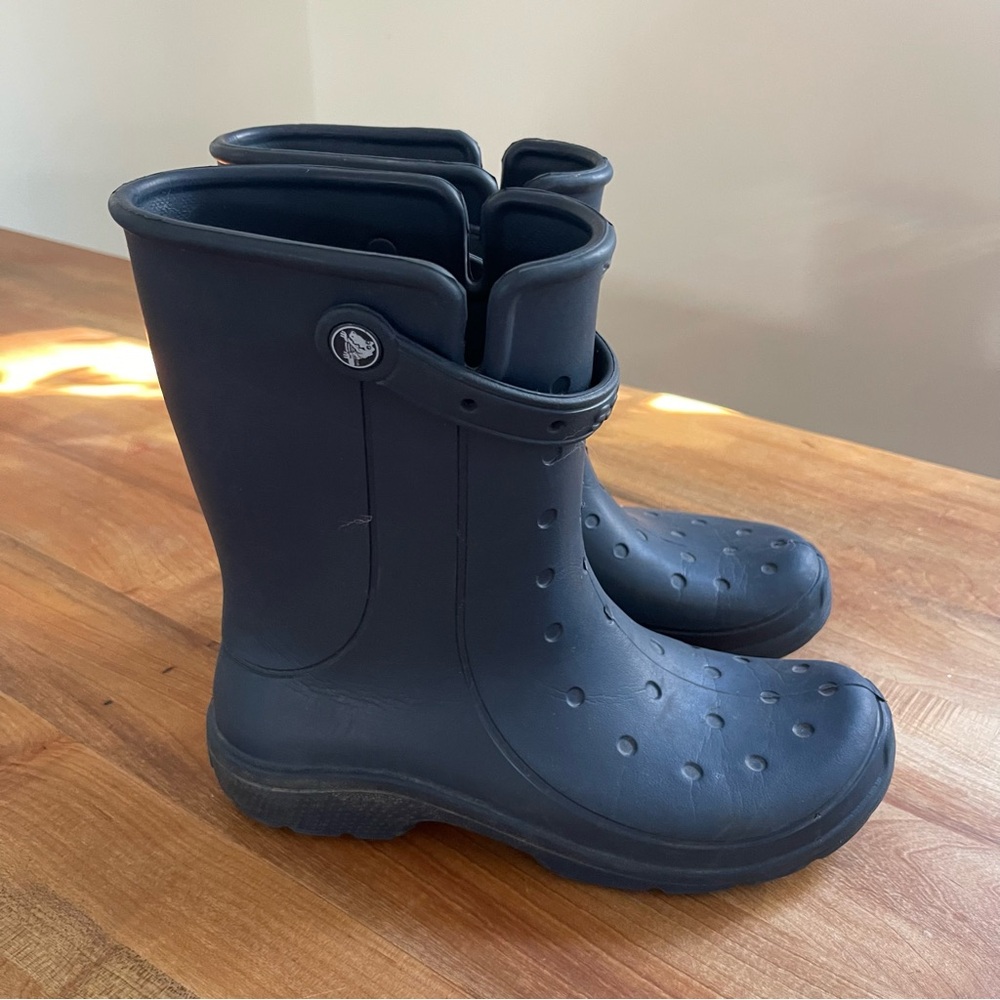 Crocs Reny II Unisex Rain Boot Navy Blue Mid-Calf Mens 8 Womens 10